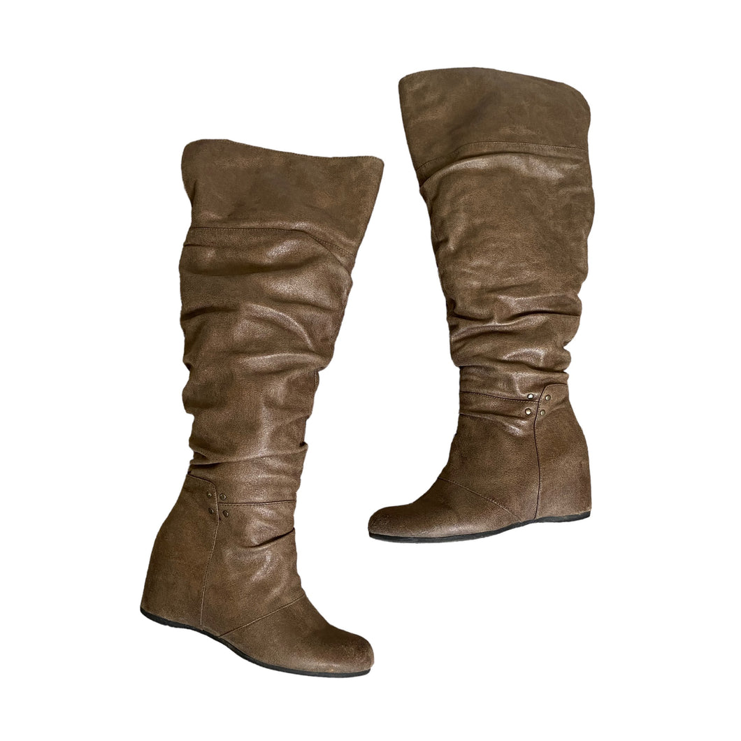 Baretraps | Women's Brown Slouchy Valry Tall Boots | Size: 7