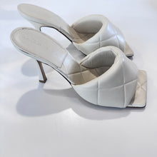 Load image into Gallery viewer, Bottega Veneta | Women's Cream Quilted Leather Heel Mules | Size: 40