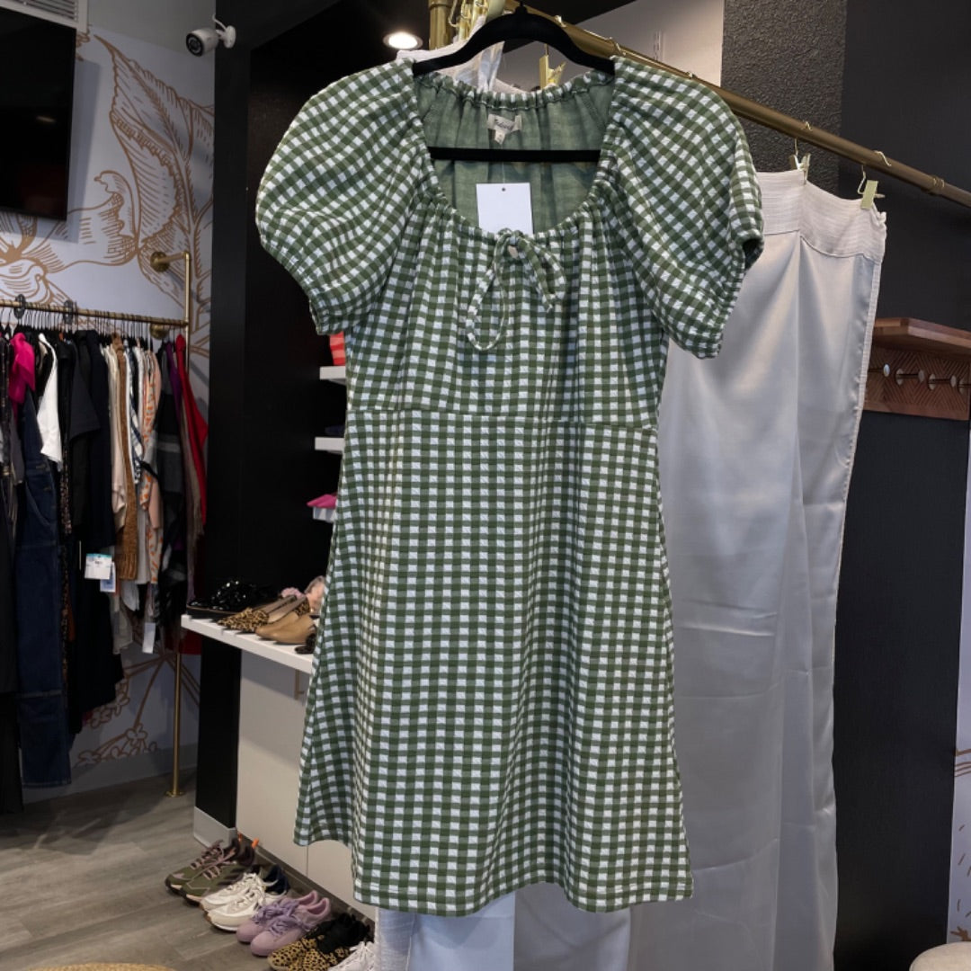 Madewell | Women's Green and White Checkered Mini Dress | Size: M SAVOUR Clothing Madewell | Women's Green and White Checkered Mini Dress | Size: M SAVOUR Clothing
