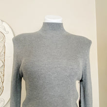 Load image into Gallery viewer, Forever 21 | Womens Gray Ribbed Wool Blend Crop Turtleneck Top | Size: L
