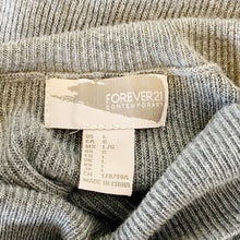 Load image into Gallery viewer, Forever 21 | Womens Gray Ribbed Wool Blend Crop Turtleneck Top | Size: L
