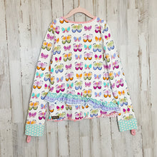 Load image into Gallery viewer, Matilda Jane | Girls Butterfly Print Long Sleeve Ruffle Top | Size: 10Y
