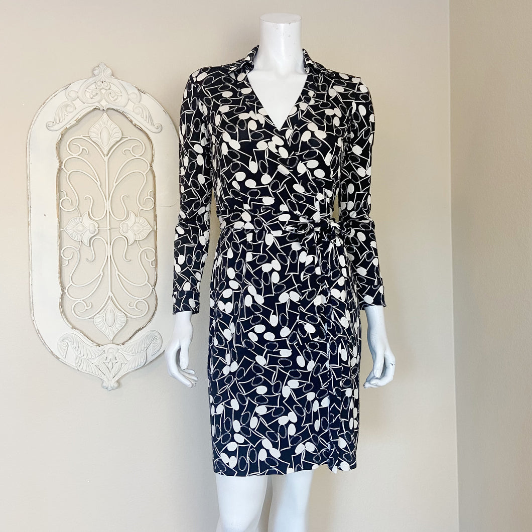 Diane Von Furstenberg | Womens Black/White Geometric Print Wrap Dress | Size: 8