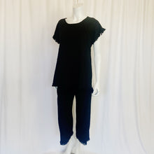 Load image into Gallery viewer, Umgee | Women&#39;s Black Linen Blend Boho Short Sleeve Top and Pant Set with Tags | Size: S
