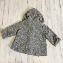 Load image into Gallery viewer, Bonnet A Pompon | Girls Gray Wool Blend Snap Front Hooded Cardigan | Size: 12M
