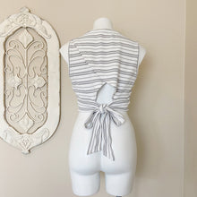 Load image into Gallery viewer, Club Monaco | Womens White and Gray Stripe Tie Back Crop Top | Size: L
