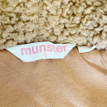 Load image into Gallery viewer, Munster | Girls Light Brown Leo Moon Teddy Bear Jacket | Size: 5T
