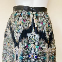 Load image into Gallery viewer, Nicole Miller | Womens Layered 3D Jewel Print Flare Skirt | Size: 4
