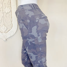 Load image into Gallery viewer, Prana | Women&#39;s Gray Camo Canyon Jogger Pant | Size: 0
