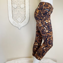Load image into Gallery viewer, Anthropologie | Womens The Essential Slim Brown Rust Floral Print Trouser Pant | Size: 4
