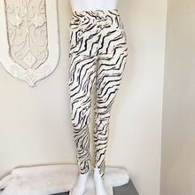 Load image into Gallery viewer, We Wore What | Womens Tiger Print The Icon Jean | Size:
