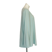 Load image into Gallery viewer, Athleta | Women&#39;s Light Blue Stratus II Long Sleeve Pullover Top | Size: 2X
