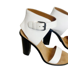 Load image into Gallery viewer, Vince | Women&#39;s White Nicole Leather Sandal | Size: 7
