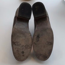 Load image into Gallery viewer, Freebird Mabel Leather Oxford Shoes | Distressed Western Style | Savour Clothing
