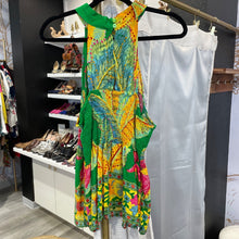 Load image into Gallery viewer, Cynthia Rowley | Women&#39;s Green Tropical Print Halter Top | Size: XL
