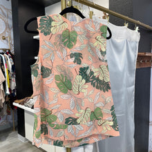 Load image into Gallery viewer, Cabi | Women&#39;s Pink Tropical Print Sleeveless Top | Size: M
