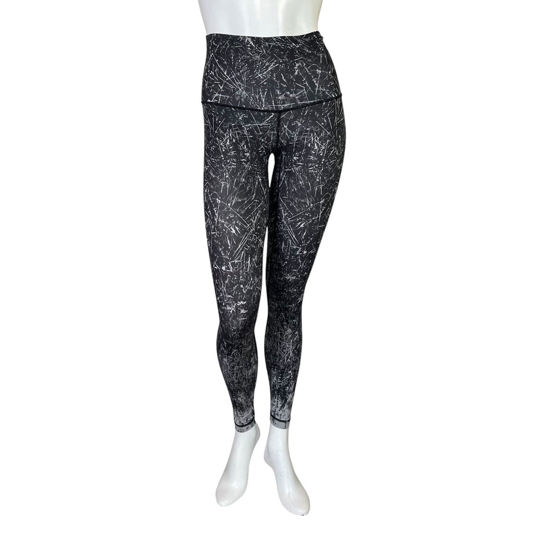 Lululemon | Women's Black/White Pattern Lululemon Wunder Under Hi-Rise Legging | Size: 2