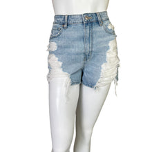 Load image into Gallery viewer, American Eagle | Women&#39;s Light Wash Mom Short | Size: 8
