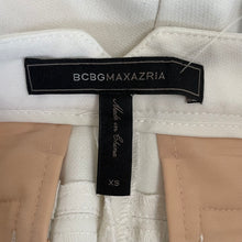 Load image into Gallery viewer, BCBG Maxazria | Women&#39;s Off White Andre Shorts | Size: XS
