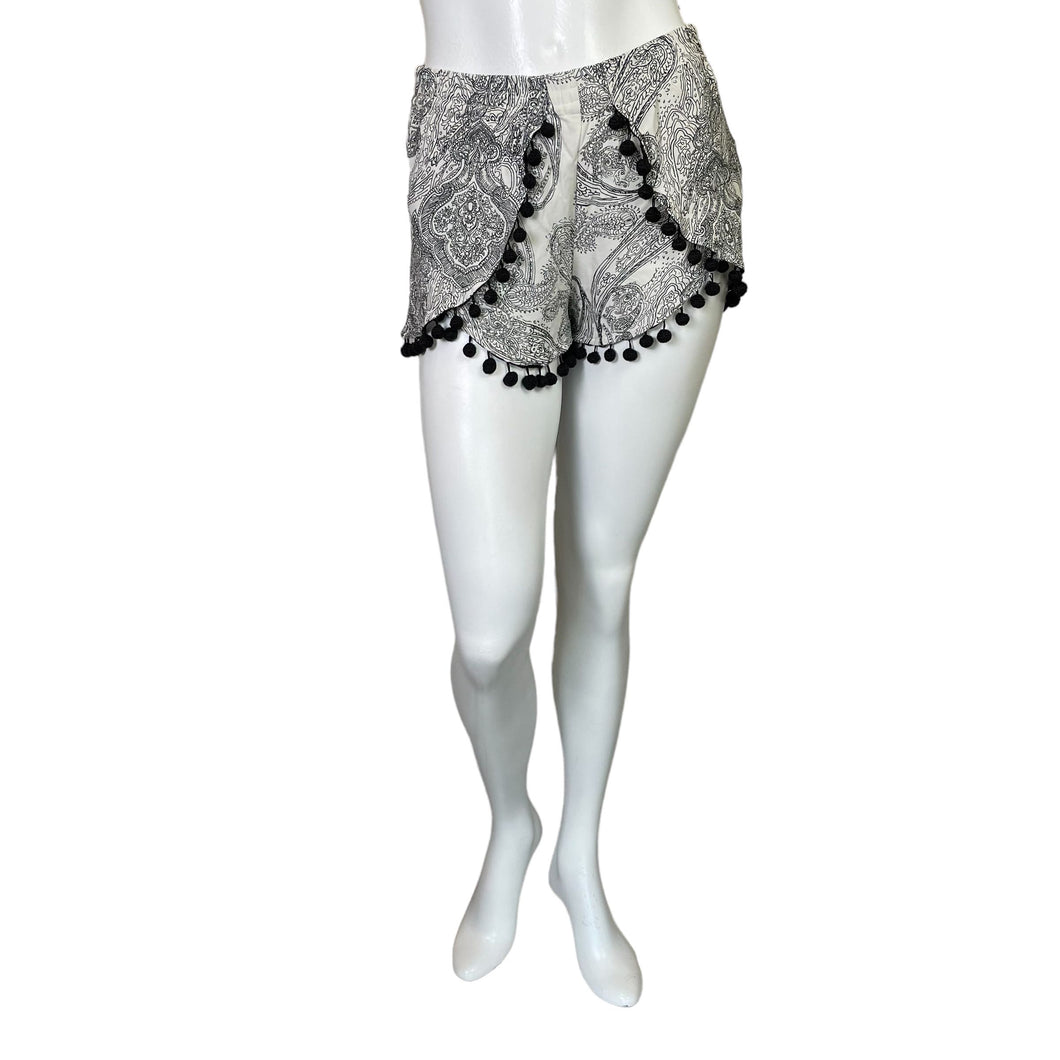 Zara | Women's Cream and Black Paisley Print Shorts | Size: XS