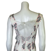 Load image into Gallery viewer, Migratory Birds | Women&#39;s Cream and Pink Design Dress with Tags | Size: XS
