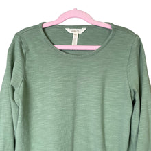 Load image into Gallery viewer, Matilda Jane | Girl&#39;s Green Ruffle Long Sleeve Pullover Top | Size: 12Y
