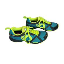 Load image into Gallery viewer, Pearl Izumi | Women&#39;s Blue and Neon Yellow Peak II Trail Running Shoes | Size: 9
