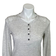 Load image into Gallery viewer, Ariat | Women&#39;s Light Gray Thermal Pullover Top | Size: M
