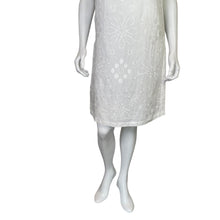 Load image into Gallery viewer, Puro Lino | Women&#39;s White 100% Linen Embroidered Flower Sleeveless Dress | Size: S
