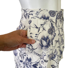 Load image into Gallery viewer, Cynthia Rowley | Women&#39;s Blue and White Floral Design 100% Linen Shorts | Size: 8
