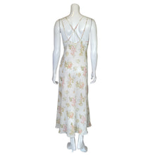 Load image into Gallery viewer, Victoria&#39;s Secret | Women&#39;s Vintage Cream Floral Sleep Slip and Kimono Set | Size: M
