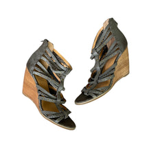 Load image into Gallery viewer, Crown Vintage | Women&#39;s Brown Cage Wedge Sandals | Size: 8
