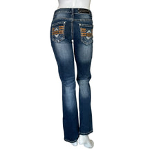 Load image into Gallery viewer, Cedar Rose | Women&#39;s Embroidered Tribal Pocket Jeans | Size: 28
