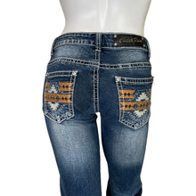 Load image into Gallery viewer, Cedar Rose | Women&#39;s Embroidered Tribal Pocket Jeans | Size: 28
