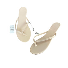 Load image into Gallery viewer, Loft | Women&#39;s Faux Patent Thong Sandals with Tags | Size: 9
