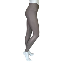 Load image into Gallery viewer, 90 Degree by Reflex | Women&#39;s Interlink Cire Everyday Ankle Tights in Driftwood with Tags | Size: XS
