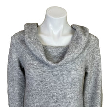 Load image into Gallery viewer, Press | Women&#39;s Light Heather Gray Turtleneck Pullover Sweater | Size: M
