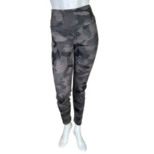 Load image into Gallery viewer, White House Black Market | Womens Green Camo The Runway Legging | Size: 8
