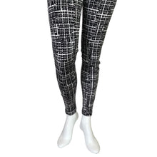 Load image into Gallery viewer, Chico&#39;s | Women&#39;s Black and White Pattern Fabulously Slimming Pants | Size: 8
