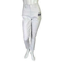 Load image into Gallery viewer, Seven7 | Women&#39;s White High Rise Skinny Jeans with Tags | Size: 10
