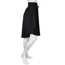 Load image into Gallery viewer, Lululemon | Women&#39;s Black Long Athletic Skirt | Size: 4
