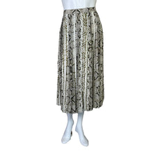 Load image into Gallery viewer, J. Crew | Women&#39;s Green and Cream Snakeprint Pleat Skirt | Size: 6T
