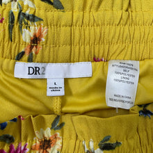 Load image into Gallery viewer, DR2 | Women&#39;s Yellow Floral Print Skort | Size: L
