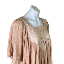 Load image into Gallery viewer, Toast | Women&#39;s Tan Flowy Boho Style Top with Floral Cut Out | Size: S
