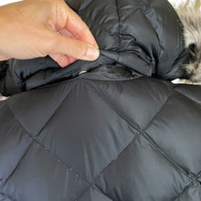 Load image into Gallery viewer, The North Face | Women&#39;s Black Goose Down Blend Puffer Parka | Size : M
