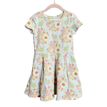 Load image into Gallery viewer, Matilda Jane | Girls Light Blue/Green Floral Pattern Knit Dress w/ Darts at Waist | Size: 4Y
