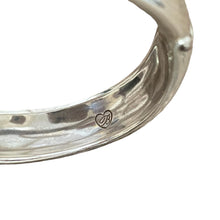 Load image into Gallery viewer, Brighton | Women&#39;s Swirl Hinge Bracelet
