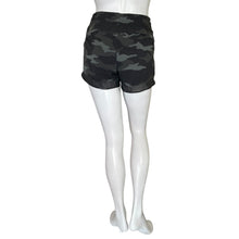 Load image into Gallery viewer, Athleta | Women&#39;s Black/Gray Camo Print Mesh Racker Run 4&quot; Shorts | Size: XS
