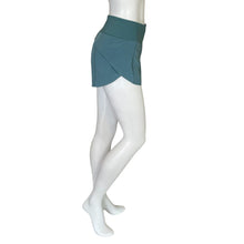 Load image into Gallery viewer, Lululemon | Women&#39;s Gray Blue Speed Up High-Rise Lined Shorts | Size: 6
