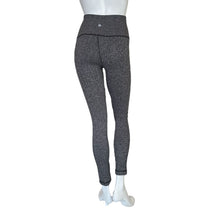 Load image into Gallery viewer, Lululemon | Women&#39;s Black/White Herringbone Pattern Leggings | Size: 4
